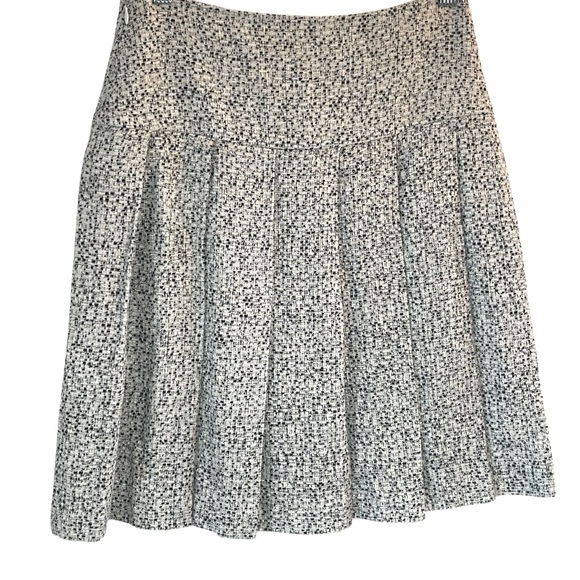 Women’s Valentino Black Floral Skater Skirt size 4 - Picture 1 of 16